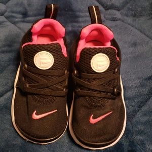 Kids sneakers